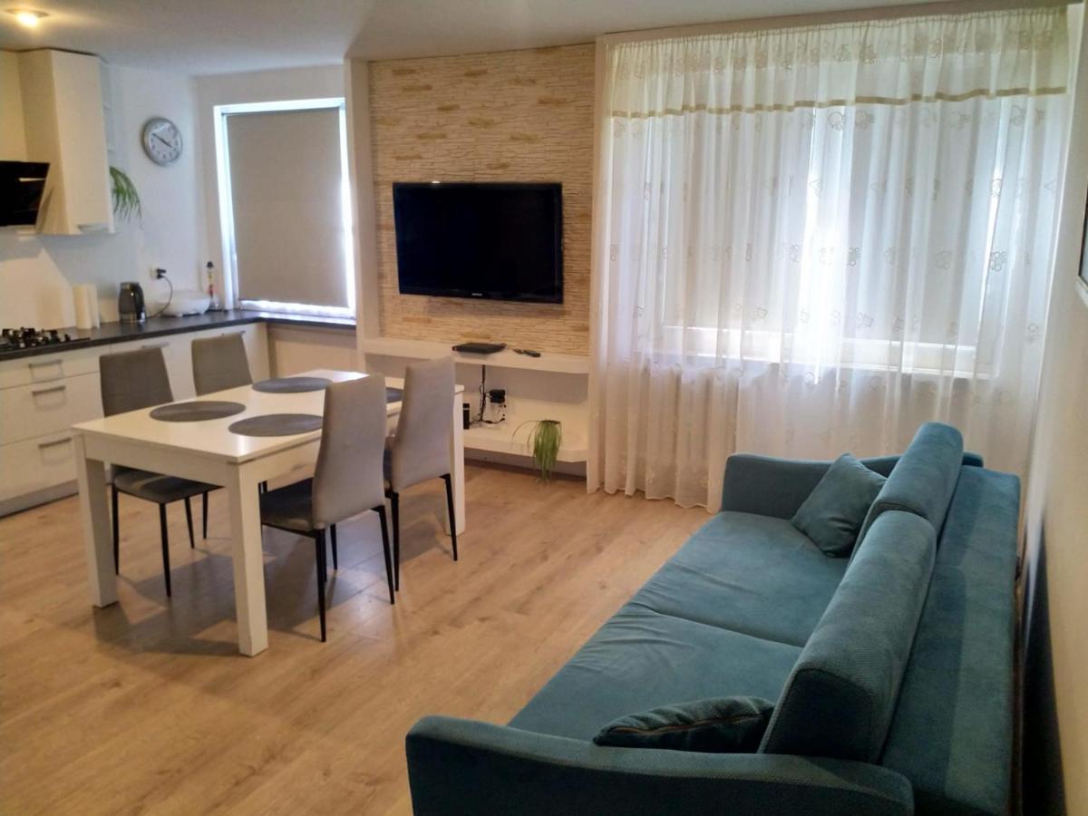 Apartament Blisko Plazy Danzica Esterno foto